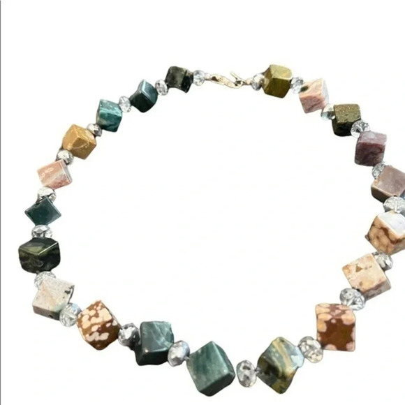 Agate Green Square  Statement Necklace Key West 22” - Picture 5 of 5